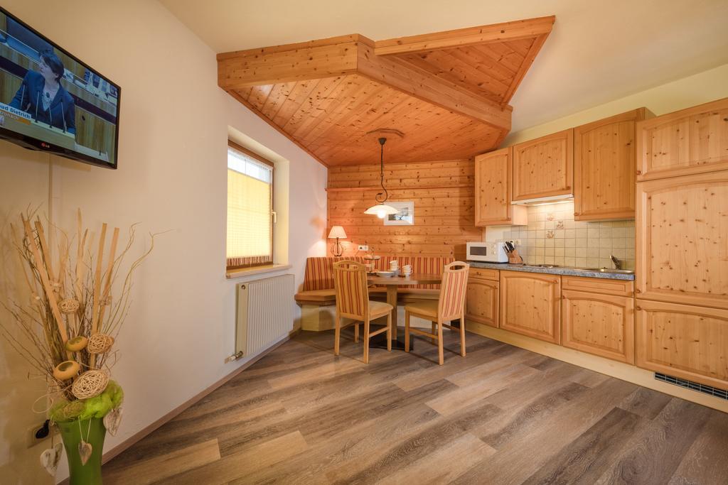 Gaestehaus Gratz - Inklusive Eintritt In Die Alpentherme Dorfgastein Extérieur photo