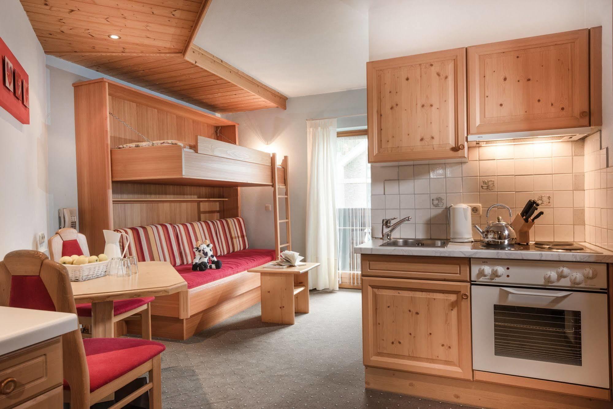 Gaestehaus Gratz - Inklusive Eintritt In Die Alpentherme Dorfgastein Extérieur photo